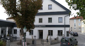 Dorfwirt „Gasthof zur Zugbrücke“ in Bad Kreuzen