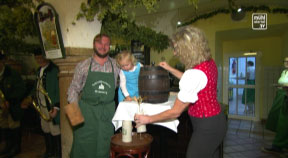 Bockbieranstich in der Schlossbrauerei Weinberg