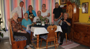 Im Seniorenheim Pregarten wie „dahaom“