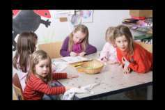 Saisonkindergärten und -horte ergänzen Kinderbetreuung in den Ferien