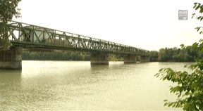 Neue Donaubrücke in Mauthausen